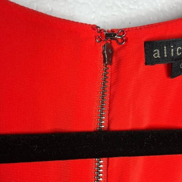 Alice + Olivia Classics Palmira Sleeveless Ruffle Short V-Neck Red Dress Sz 12 - Picture 10 of 12